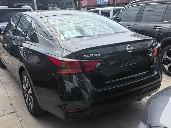 Nissan Teana 2026