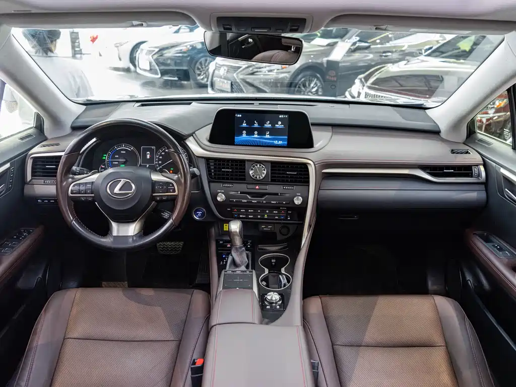 Lexus RX 2023 — фото 14