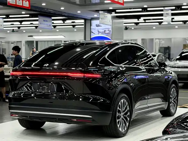 NIO EC6 2025