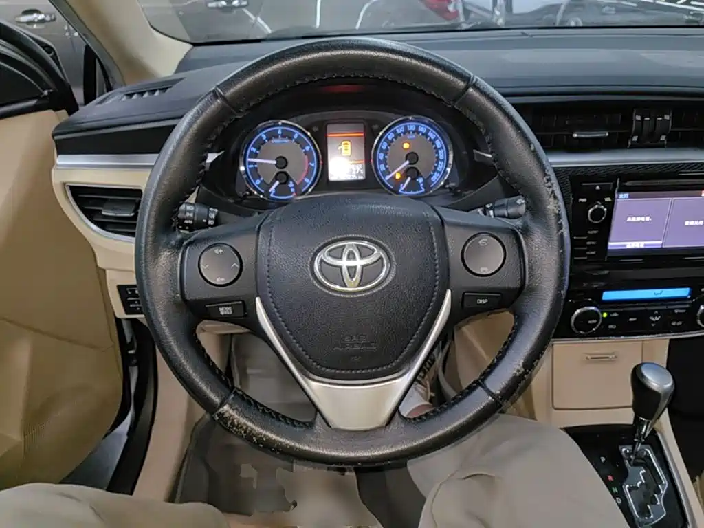 Toyota Corolla 2016 — фото 11