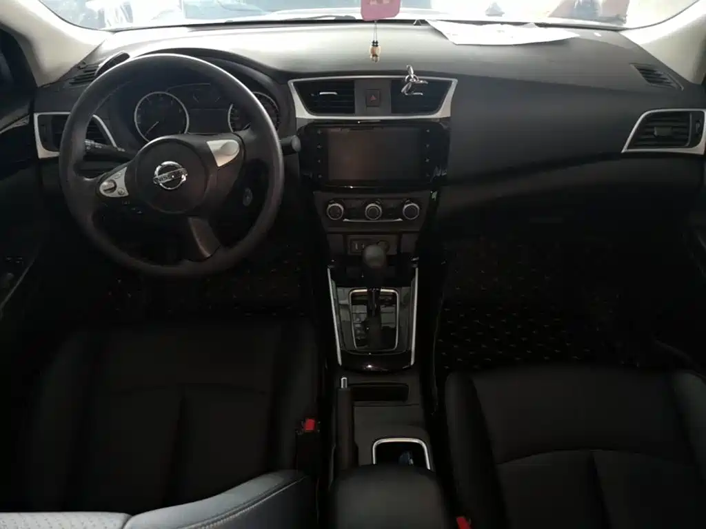 Nissan Sylphy 2021 — фото 10