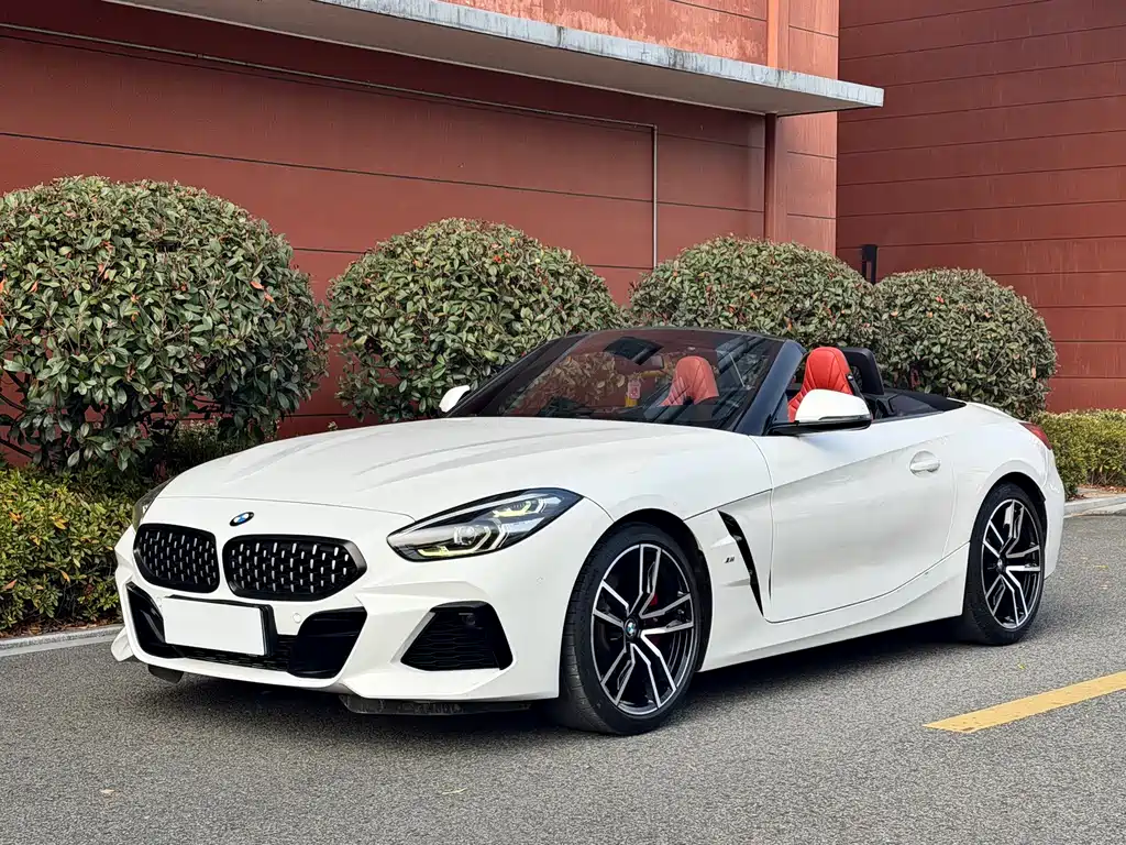 BMW Z4 2019 — фото 1