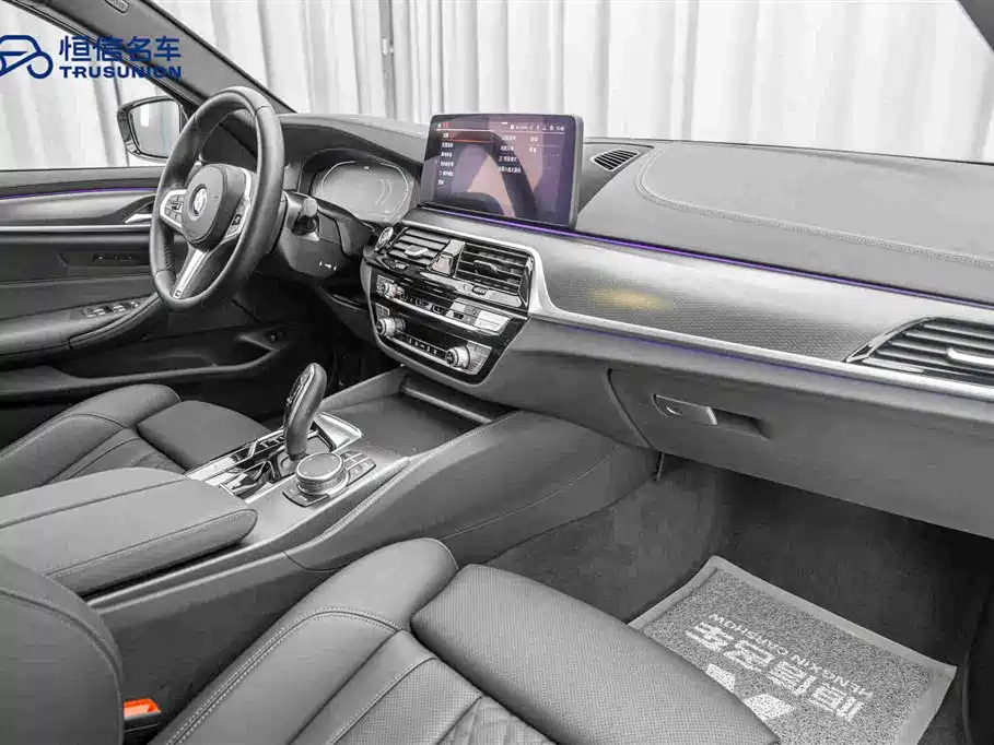 BMW 5 Series 2023 — фото 14