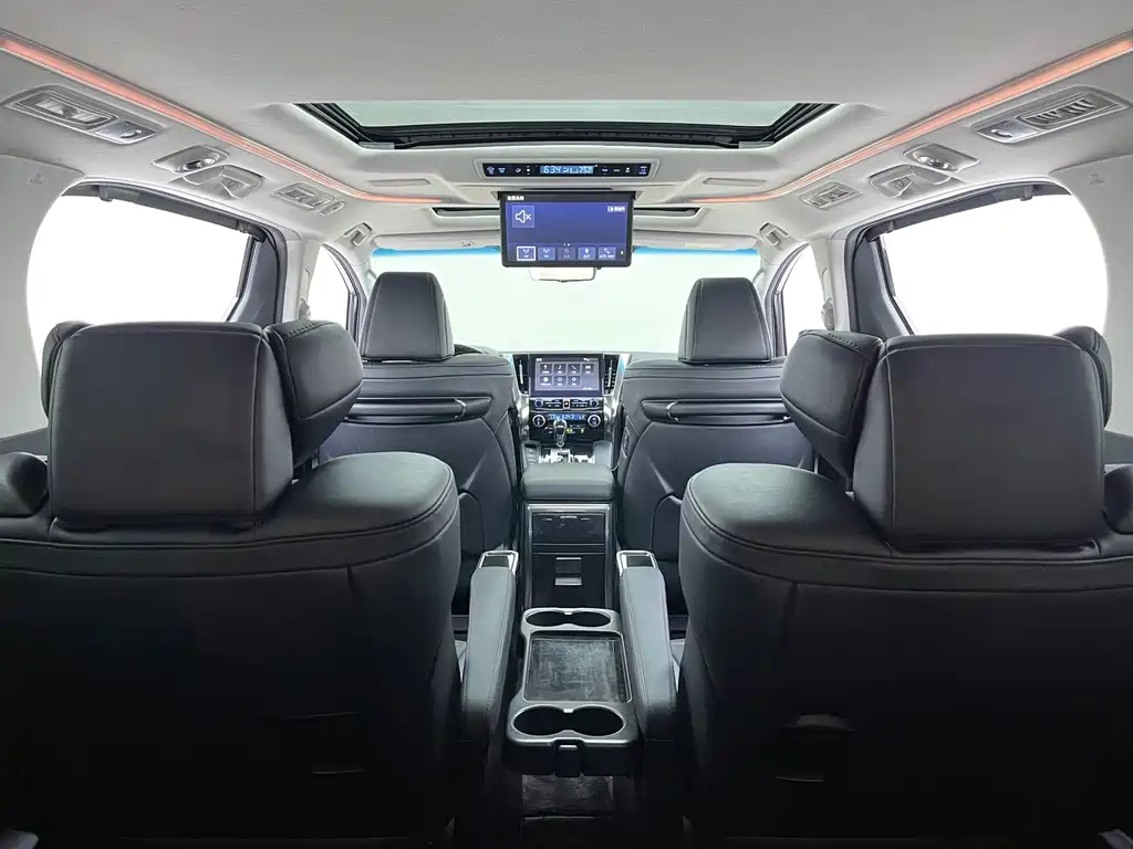 Toyota Vellfire 2020 — фото 8