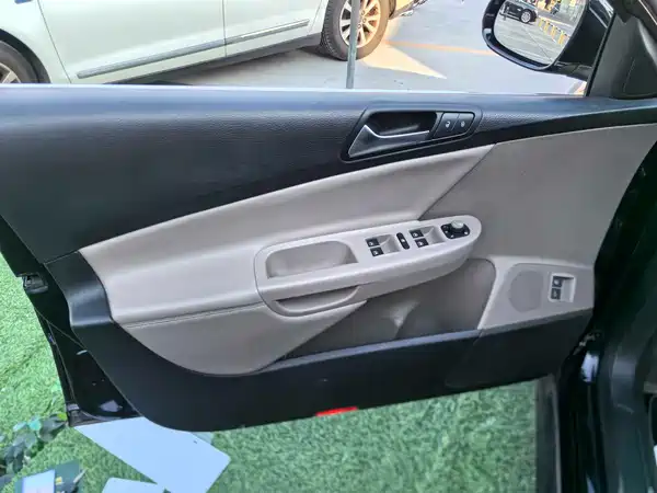 Volkswagen Passat 2011