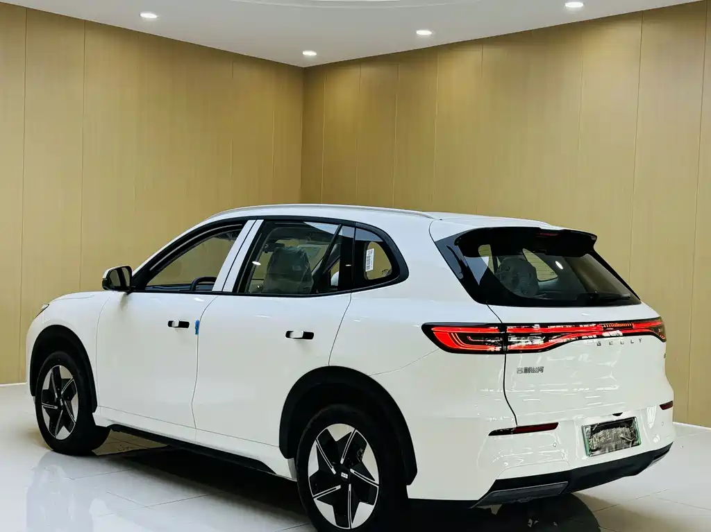 Geely Galaxy E5 2026 — фото 15