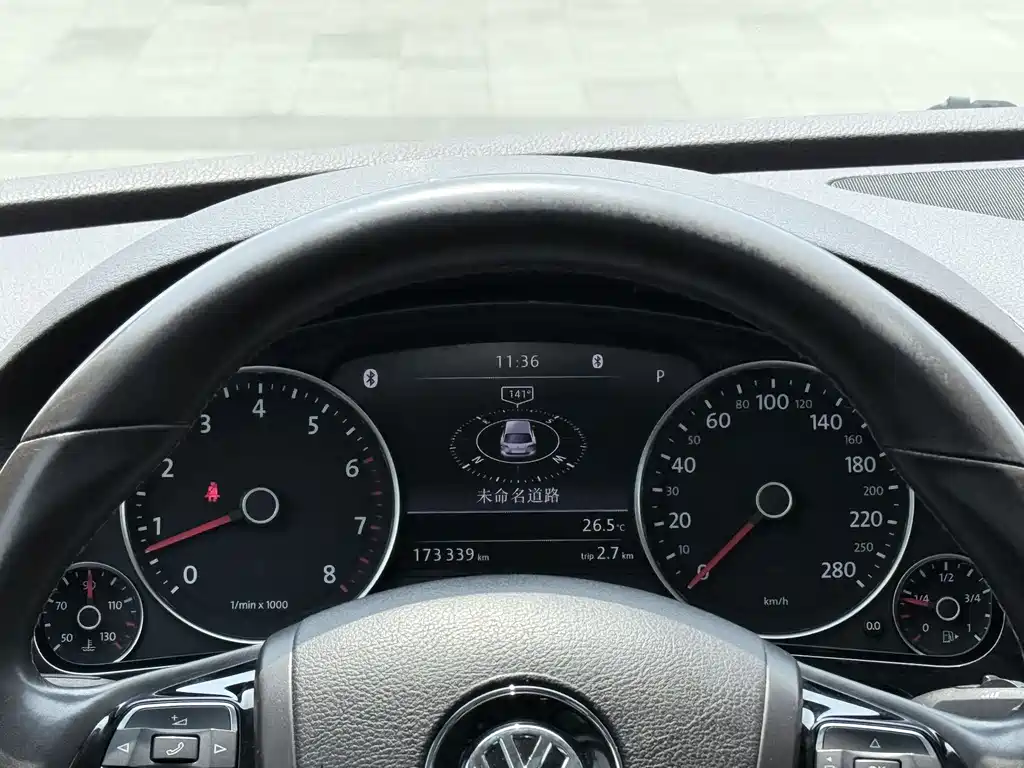 Volkswagen Touareg 2018 — фото 11