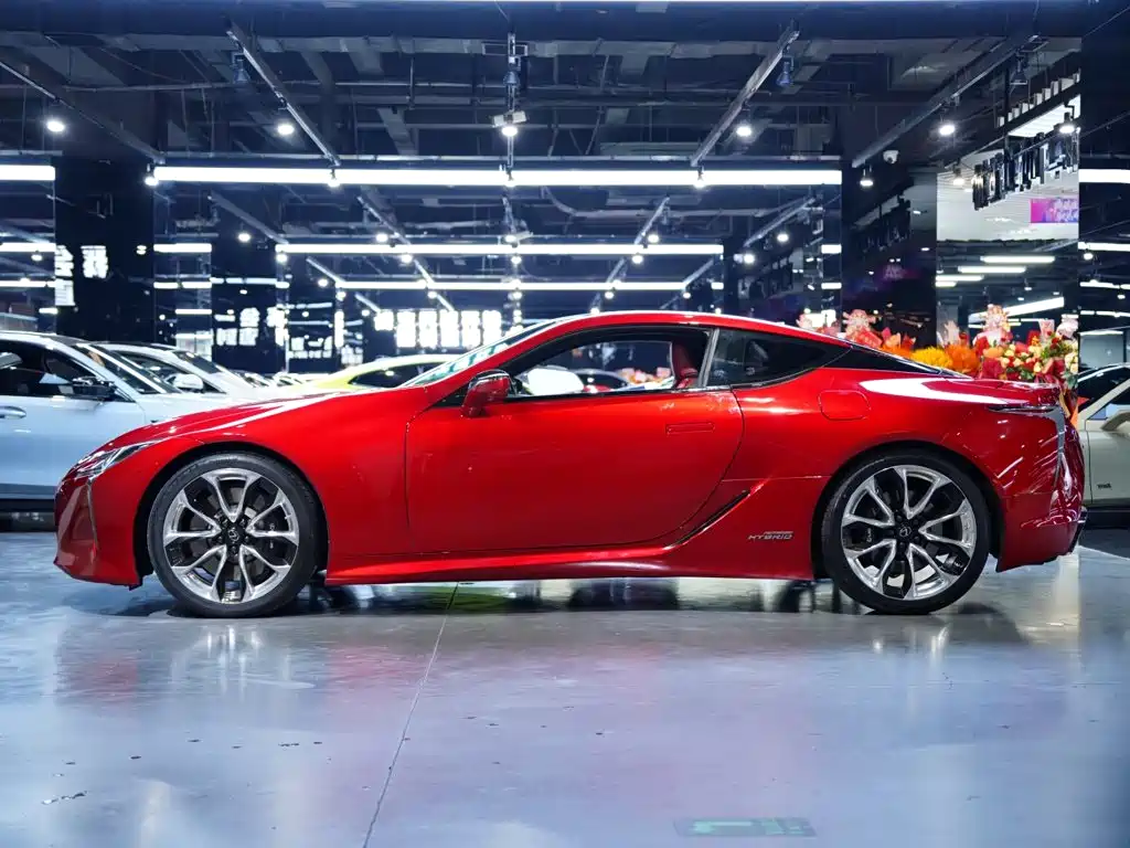 Lexus LC 2022 — фото 3