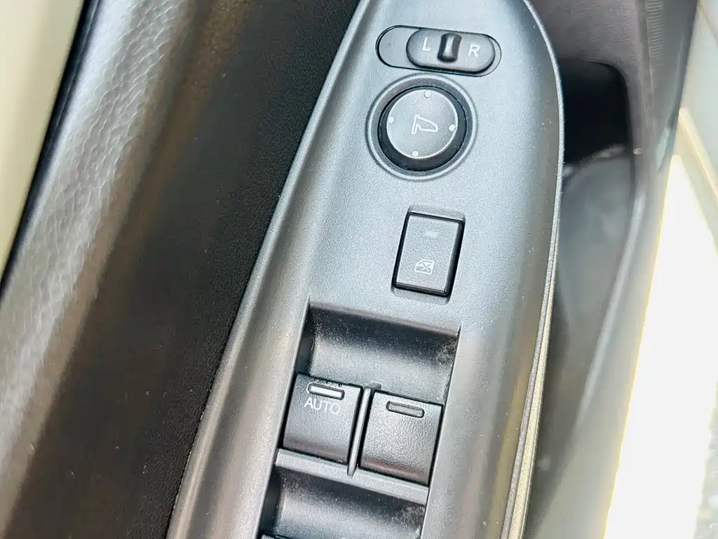 Honda Fit 2017 — фото 14