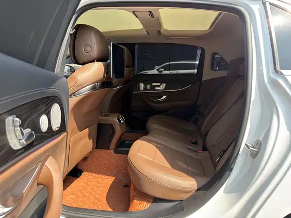 Mercedes-Benz E-Class 2019