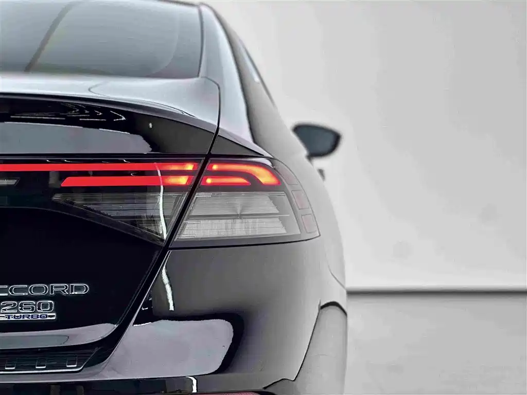 Honda Accord 2024 — фото 16