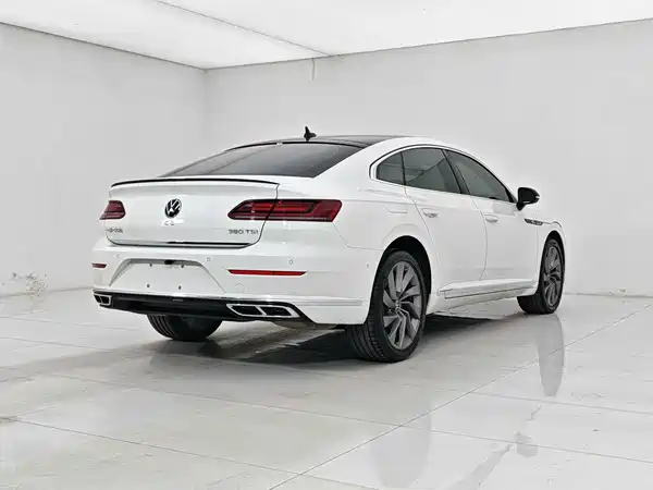Volkswagen CC 2025