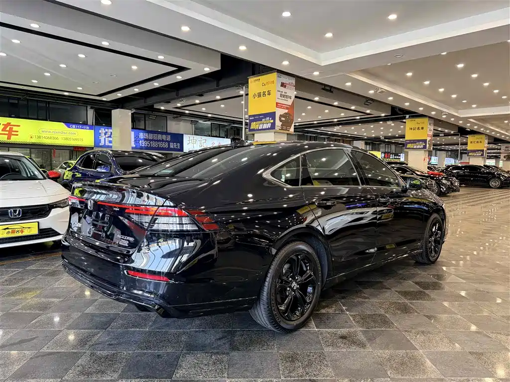 Honda Accord 2025 — фото 11