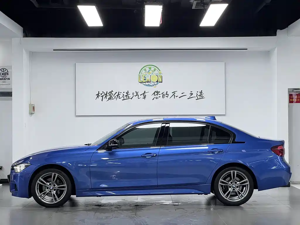 BMW 3 Series 2018 — фото 5