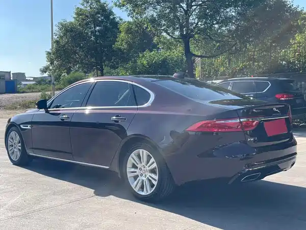Jaguar XFL 2018