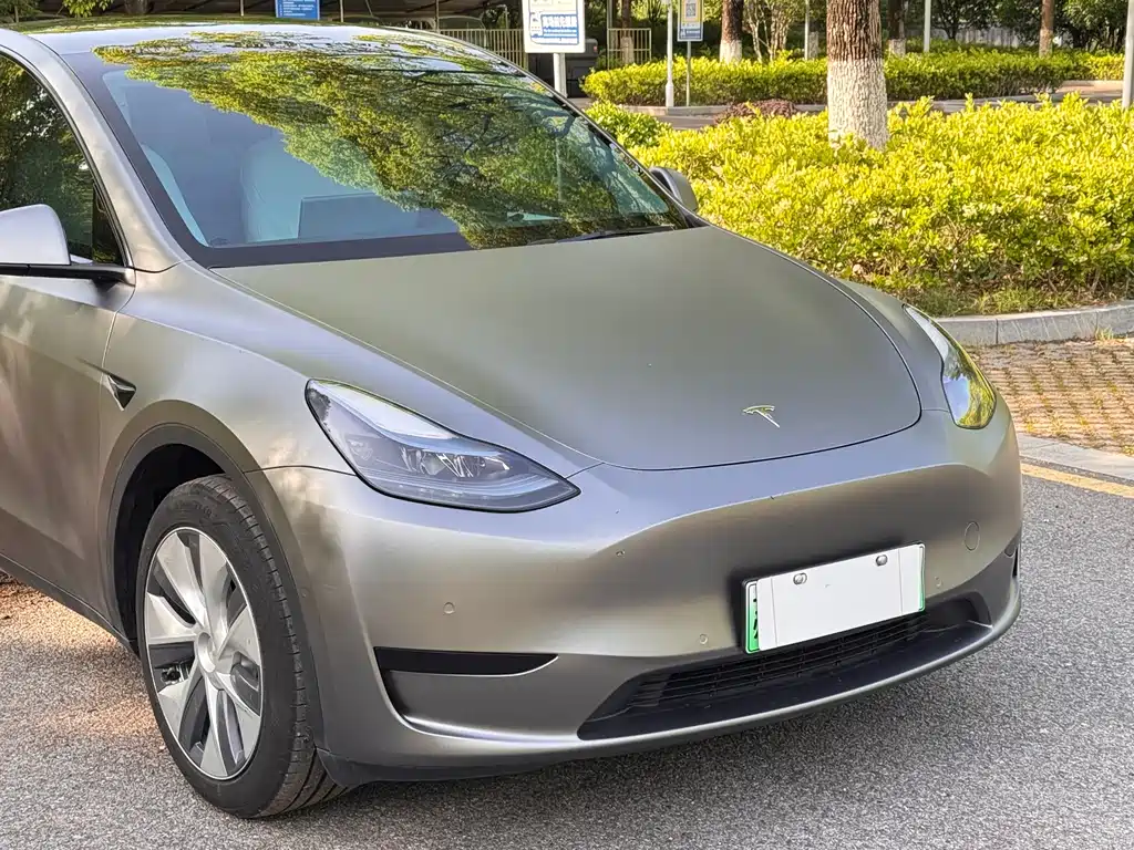 Tesla Model Y 2023 — фото 14