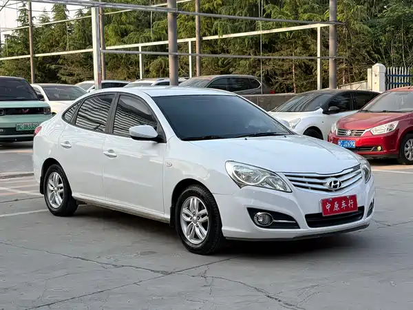 Hyundai Yuedong 2015