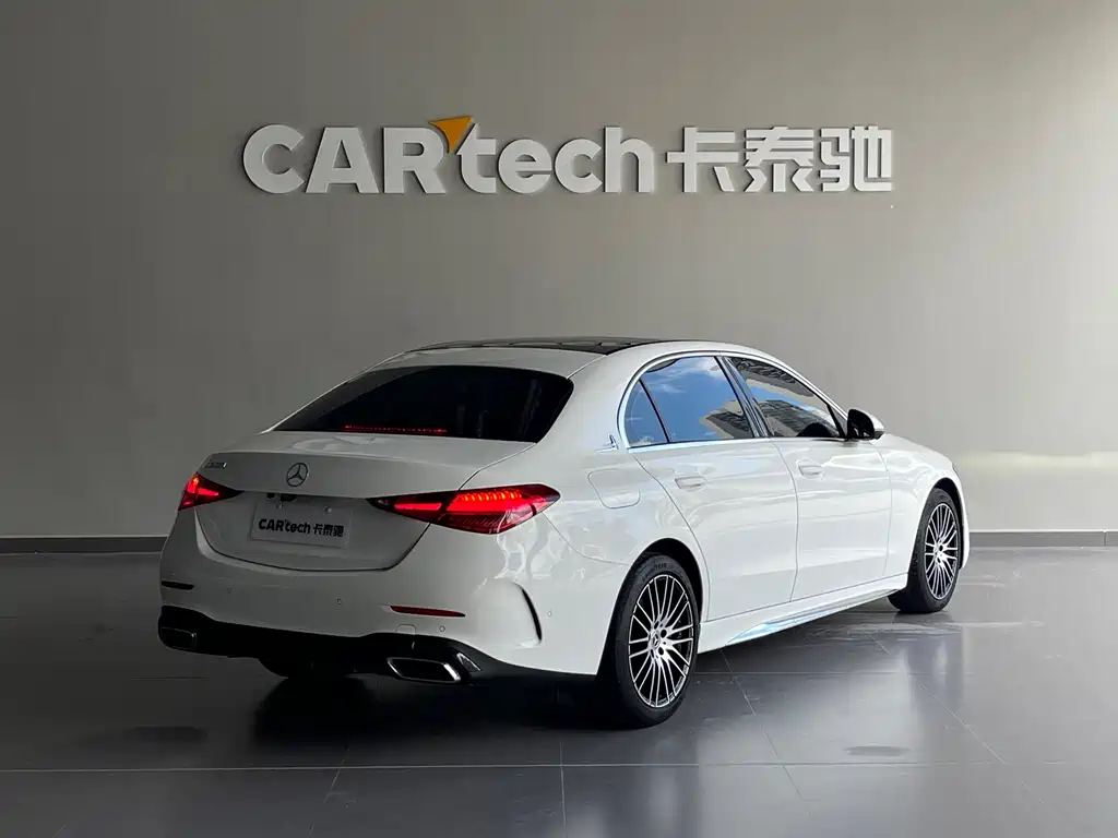 Mercedes-Benz C-Class 2024