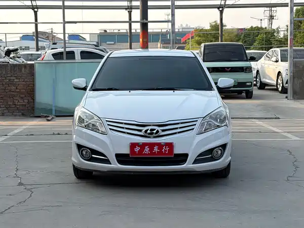 Hyundai Yuedong 2015