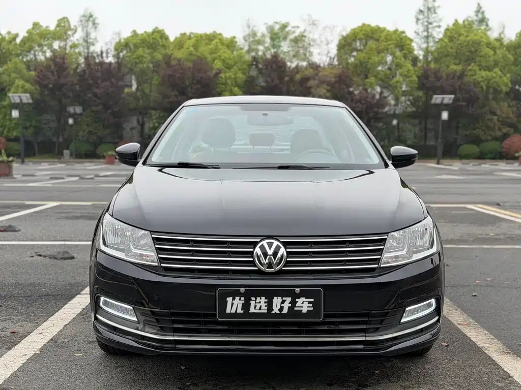 Volkswagen Lavida 2017 — фото 1