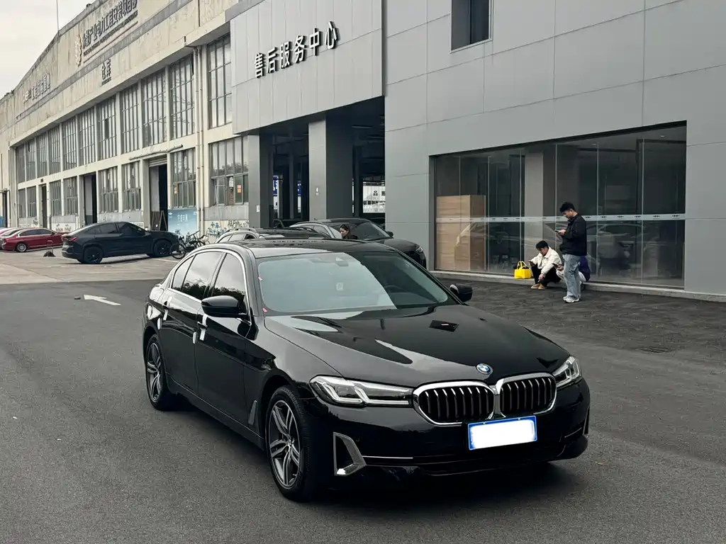BMW 5 Series 2022
