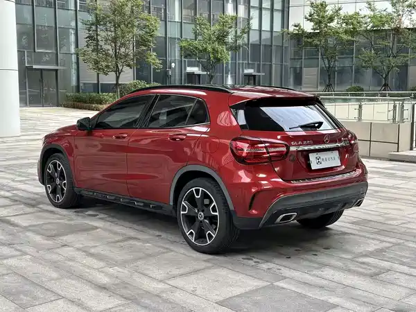 Mercedes-Benz GLA 2019