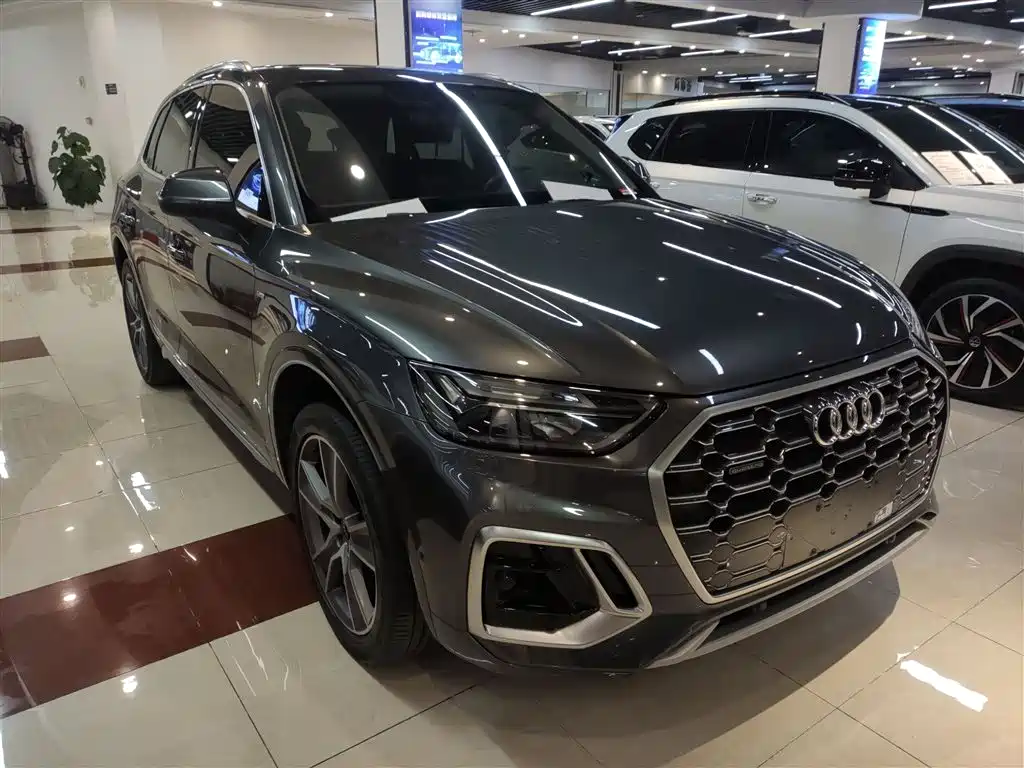 Audi Q5L 2022 — фото 4