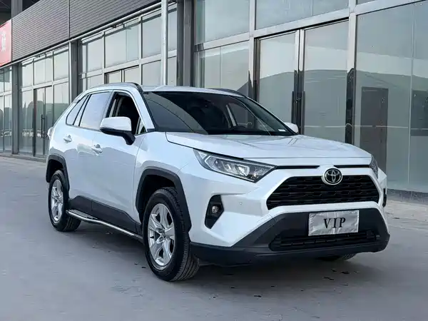 Toyota RAV4 2025