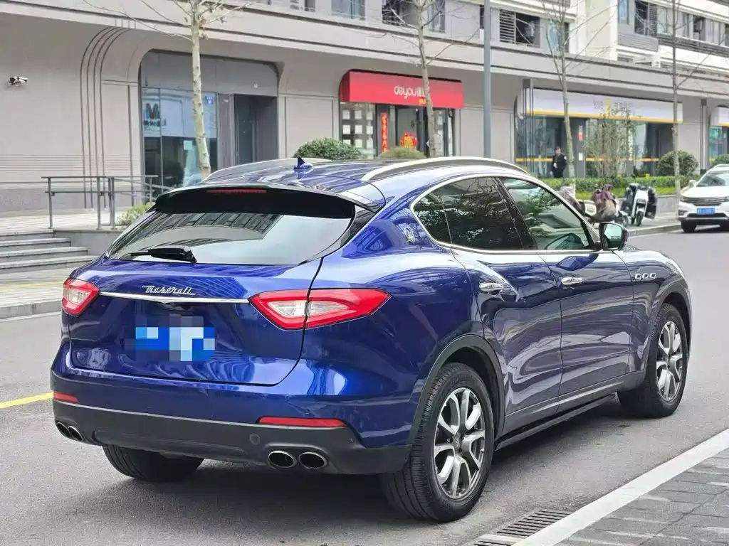 Maserati Levante 2016 — фото 7