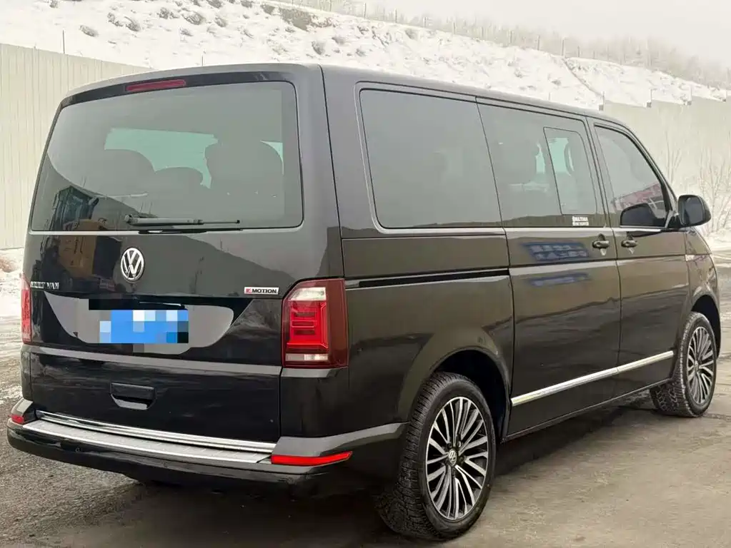 Volkswagen Multivan 2019 — фото 9