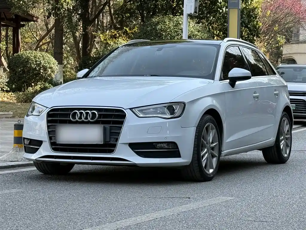 Audi A3 2017 — фото 1