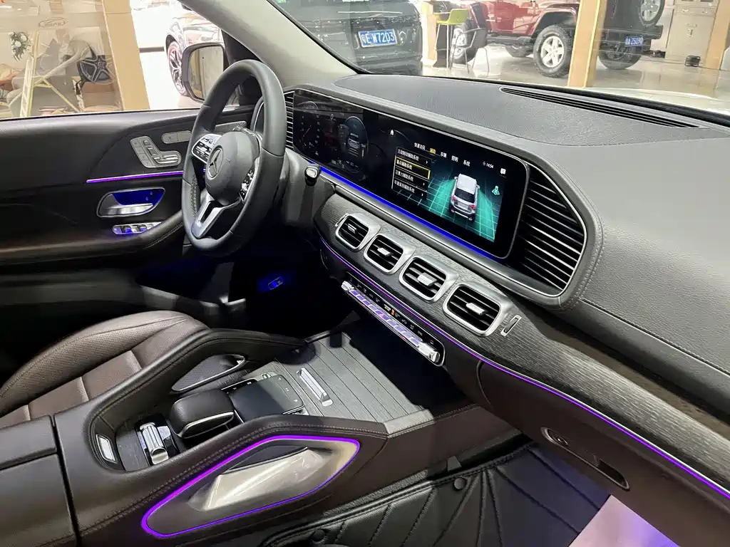 Mercedes-Benz GLE 2019 — фото 14