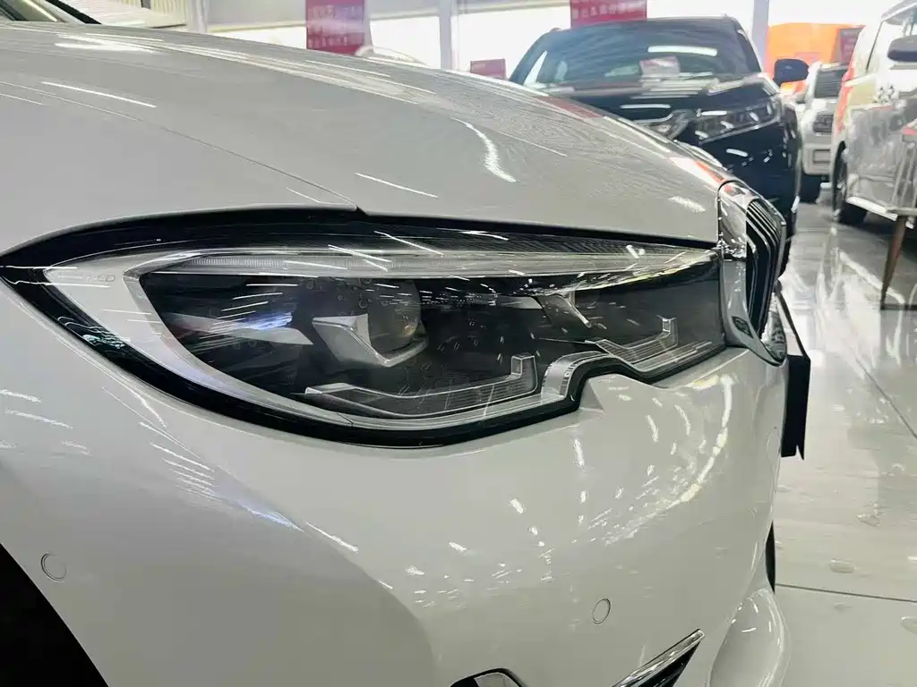 BMW 3 Series 2020 — фото 15