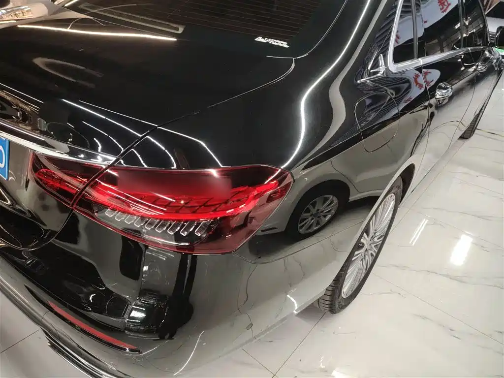 Mercedes-Benz E-Class 2023 — фото 24