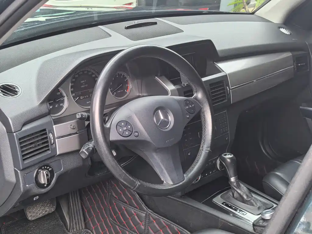Mercedes-Benz GLK-Class 2010 — фото 10