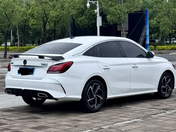 MG5 2021