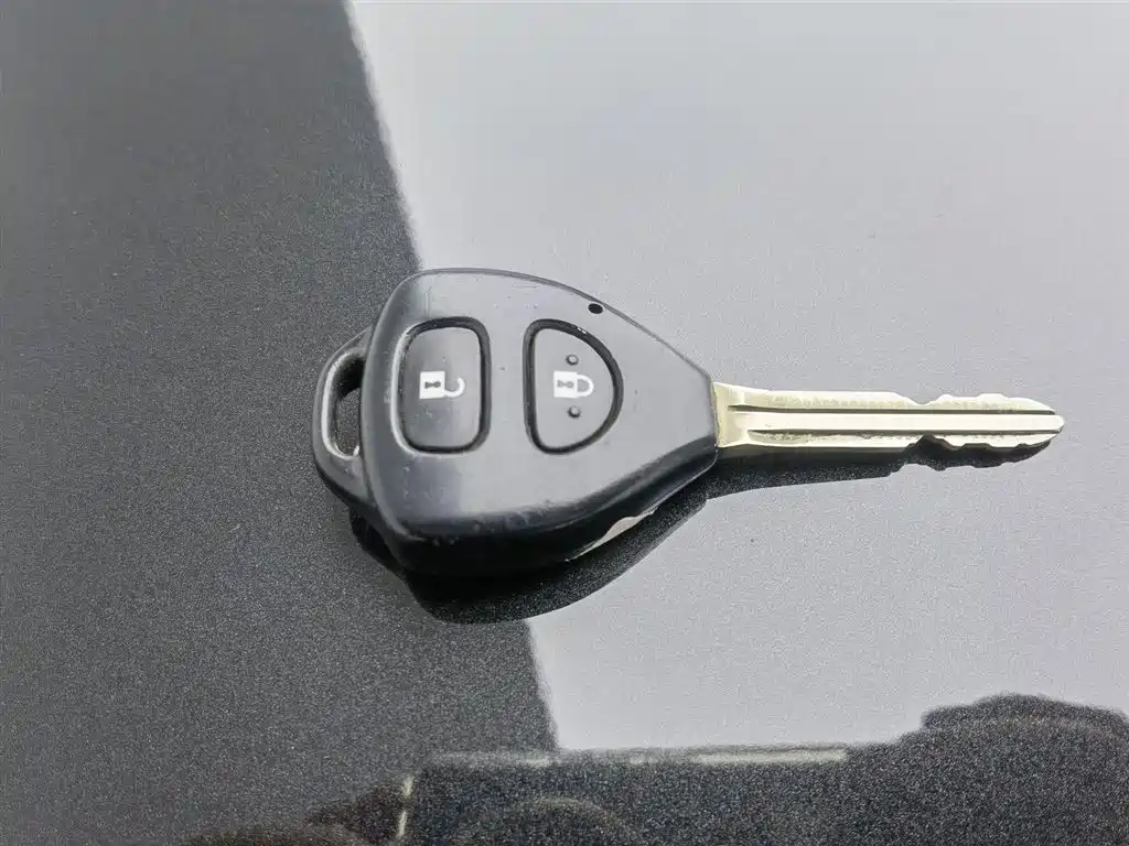 Toyota RAV4 2013 — фото 19
