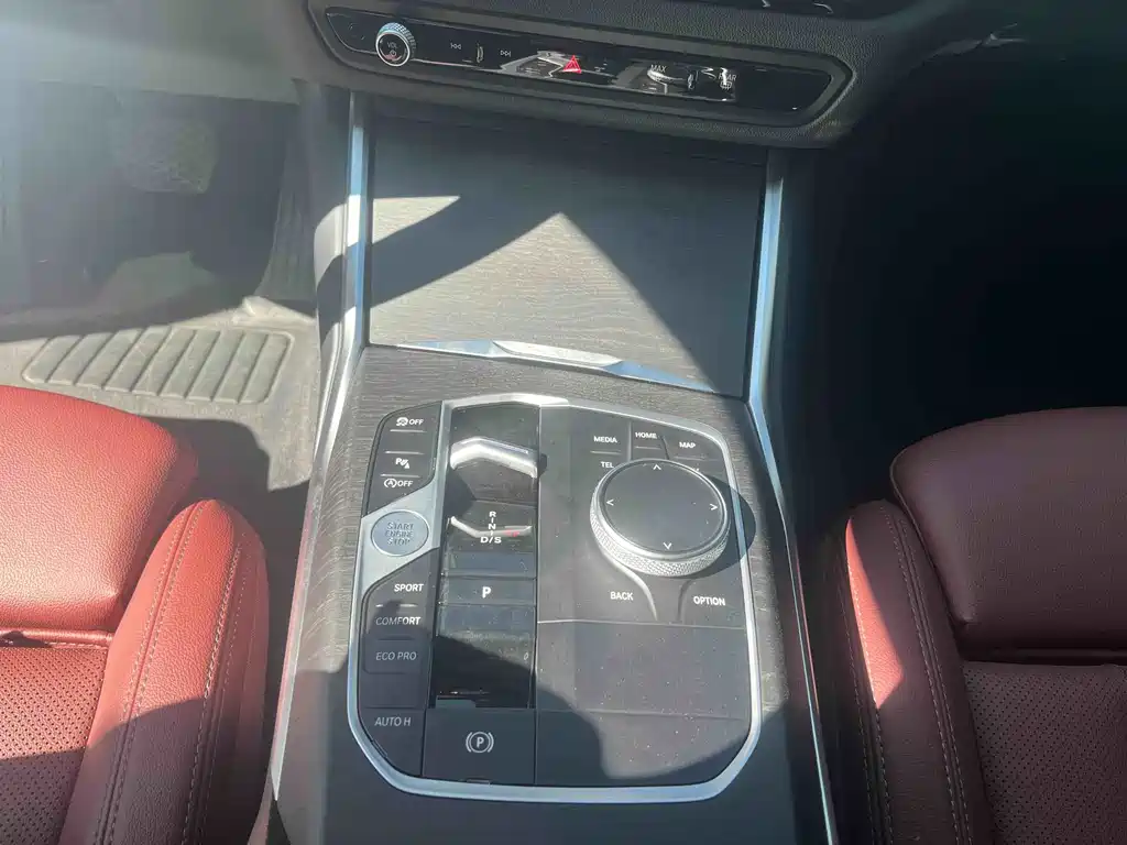 BMW 3 Series 2023 — фото 8