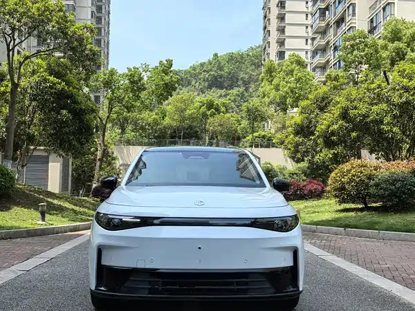 Leapmotor C10 2025