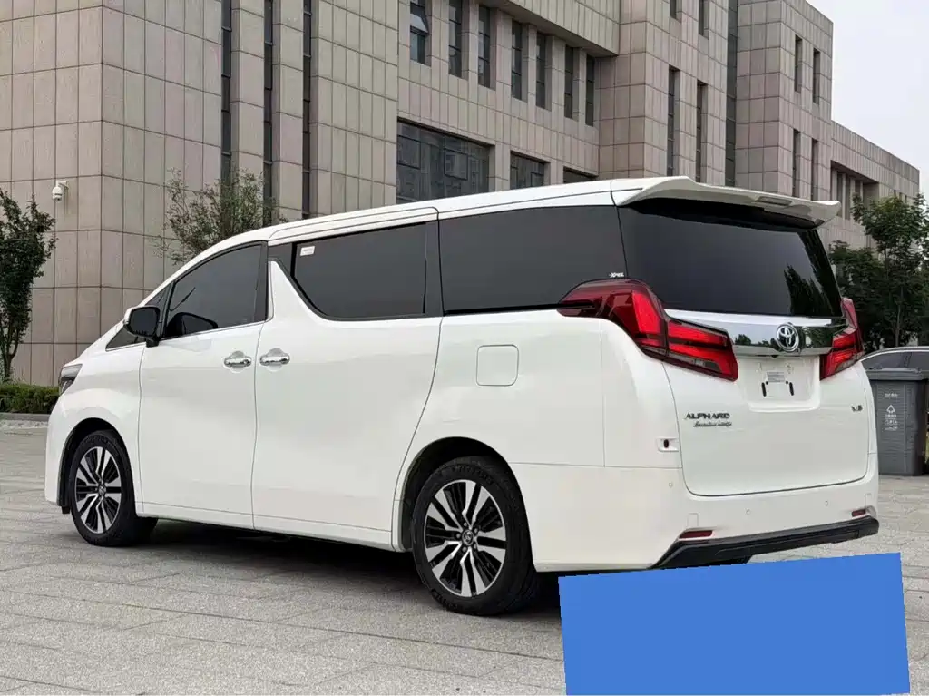 Toyota Alphard 2018