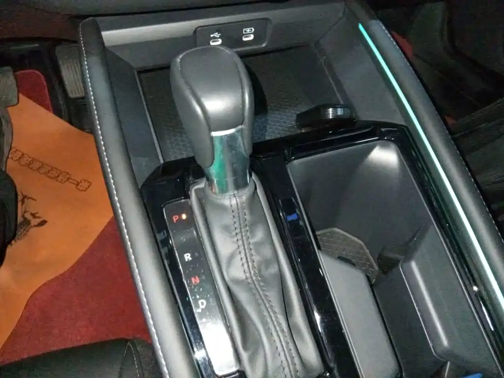 Honda Accord 2024 — фото 10