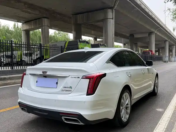 Cadillac CT5 2023