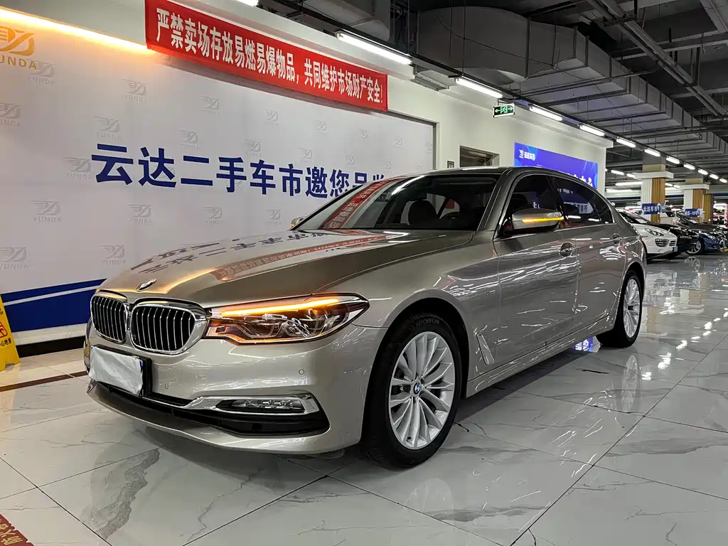 BMW 5 Series 2018 — фото 2