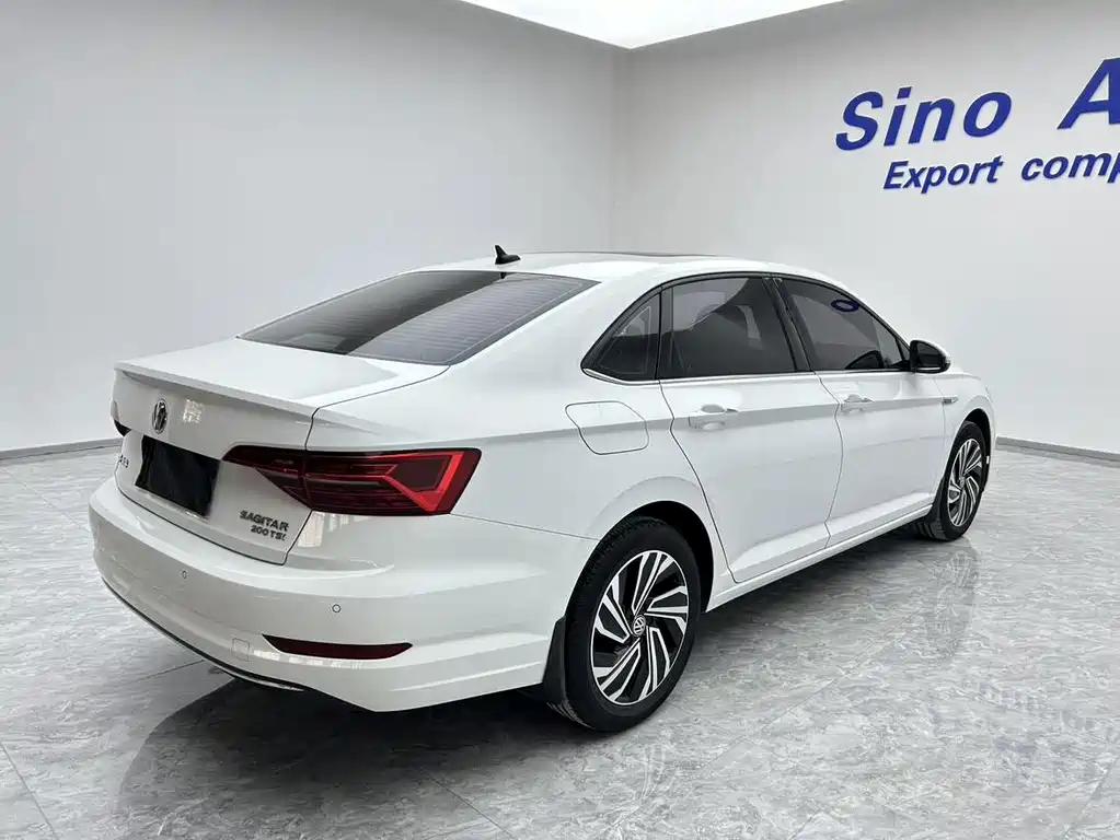 Volkswagen Sagitar 2021