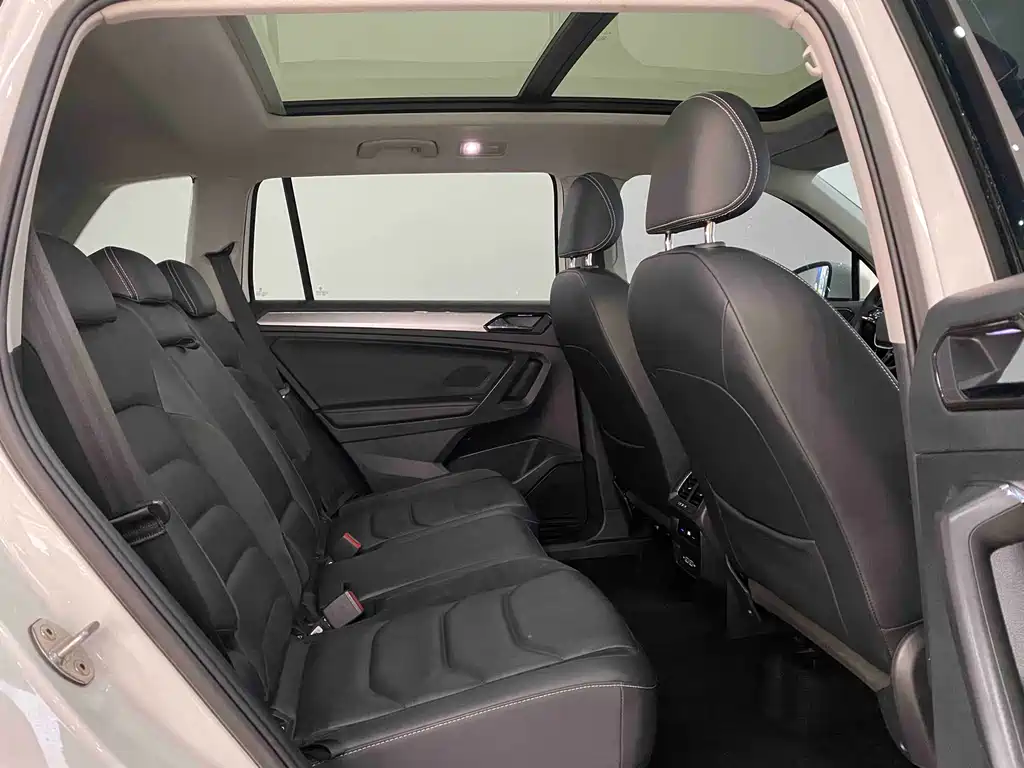 Volkswagen Tiguan L 2021 — фото 26