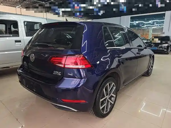 Volkswagen Golf 2020