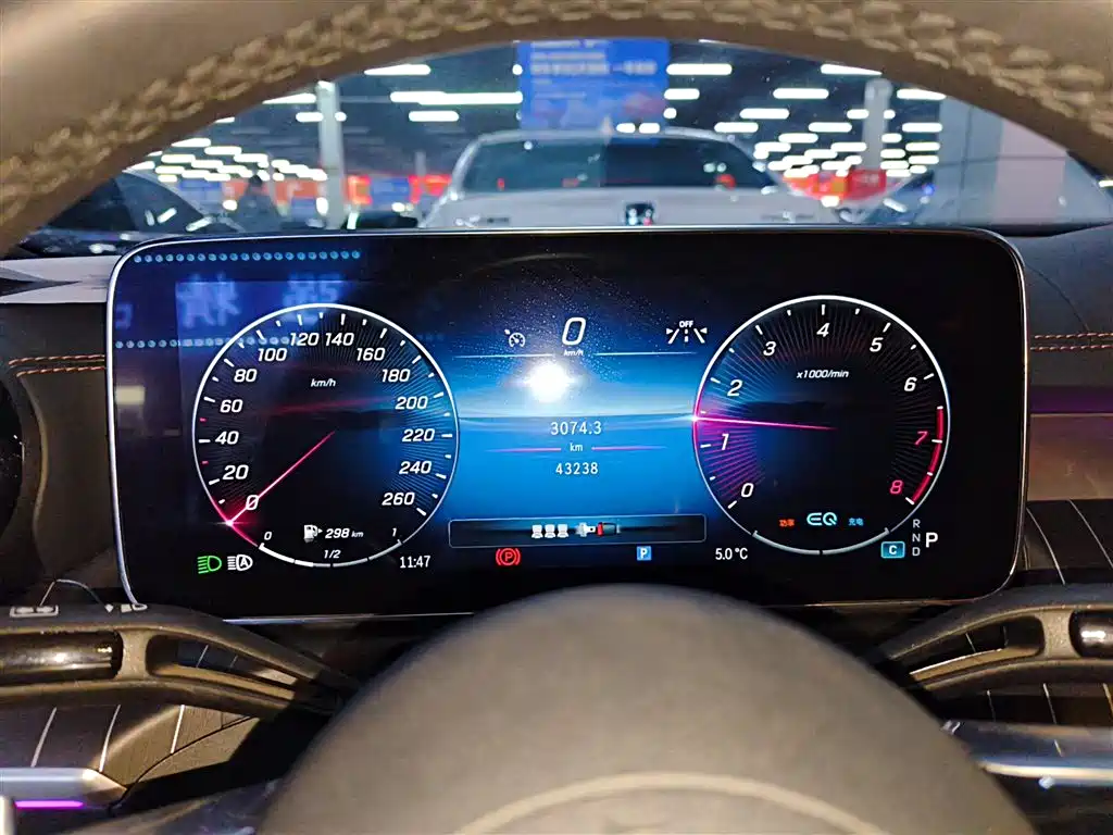 Mercedes-Benz C-Class 2022 — фото 4