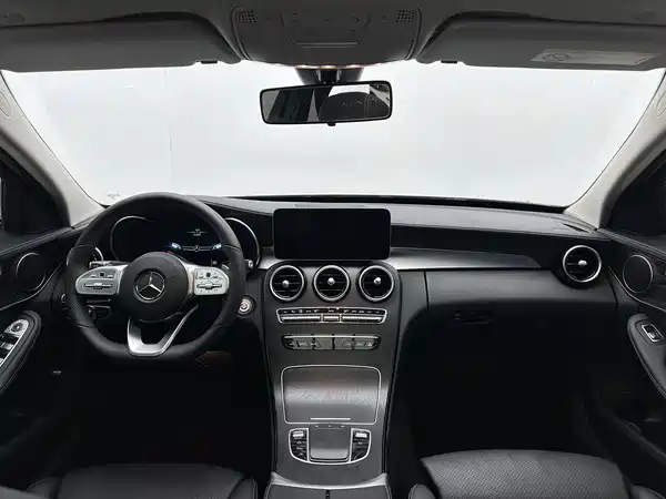 Mercedes-Benz C-Class 2021