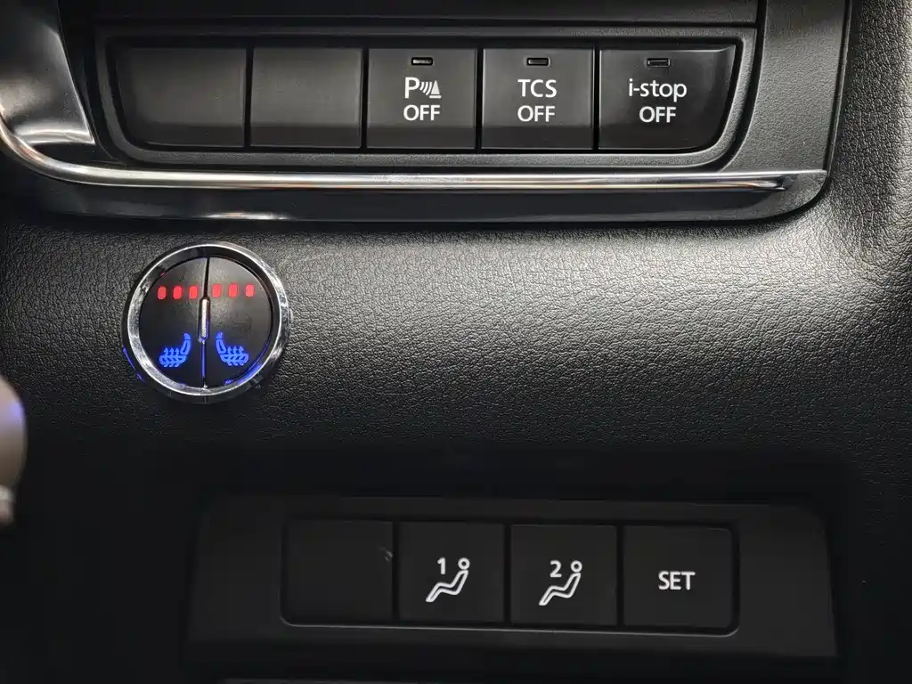 Mazda CX-30 2022 — фото 23