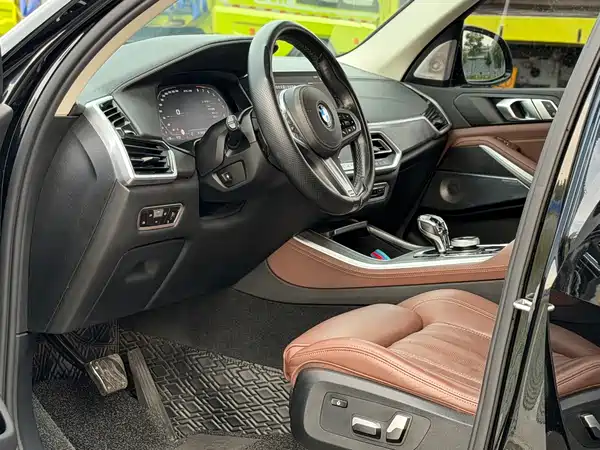 BMW X5 2022